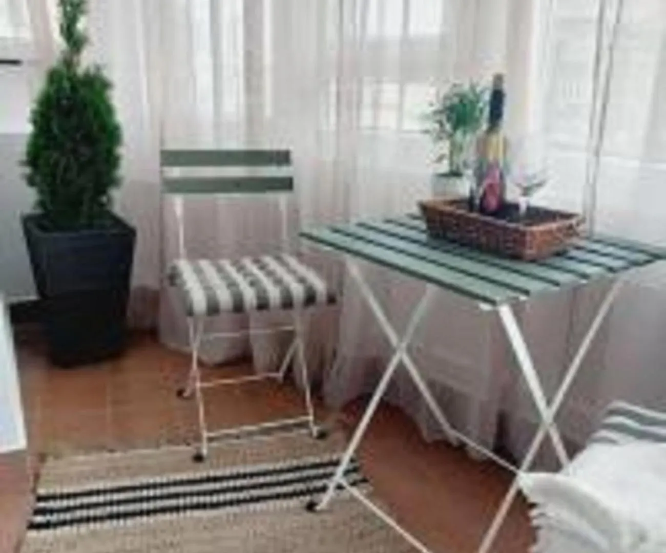 Cozy Apartment In The Center Of Bucharest 0*,