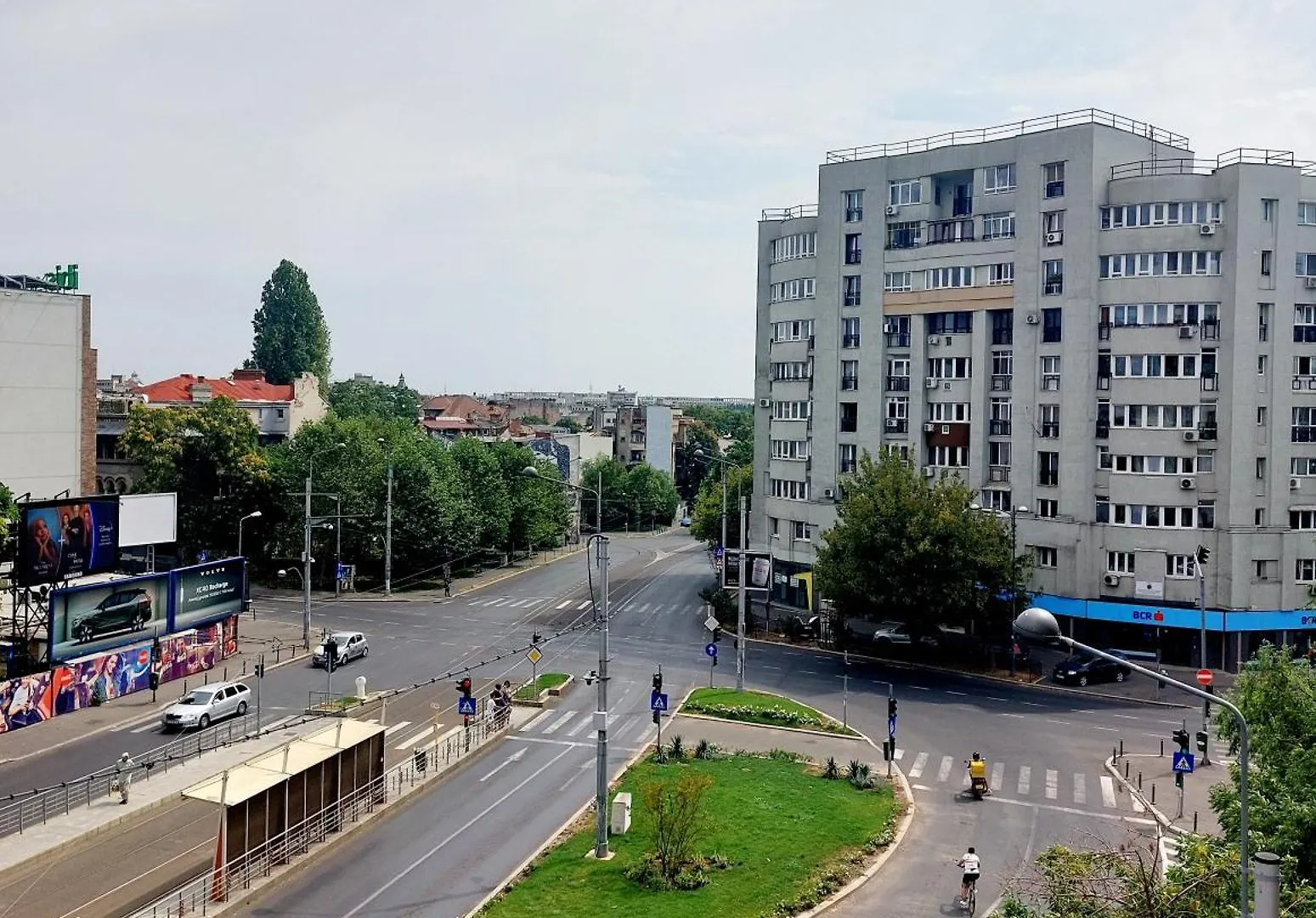 Cozy Apartment In The Center Of Bucharest Romania